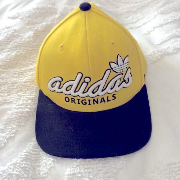Adidas ball cap - Picture 1 of 1